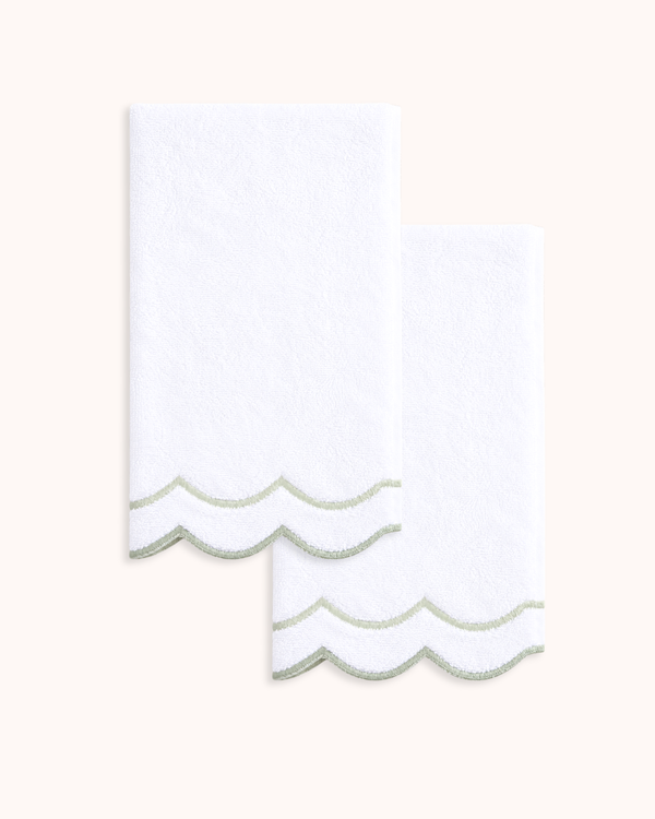 Layered Scallop Hand Towel Set
