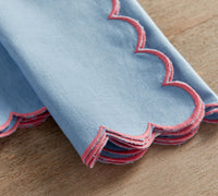 Scalloped Dinner Napkin Set